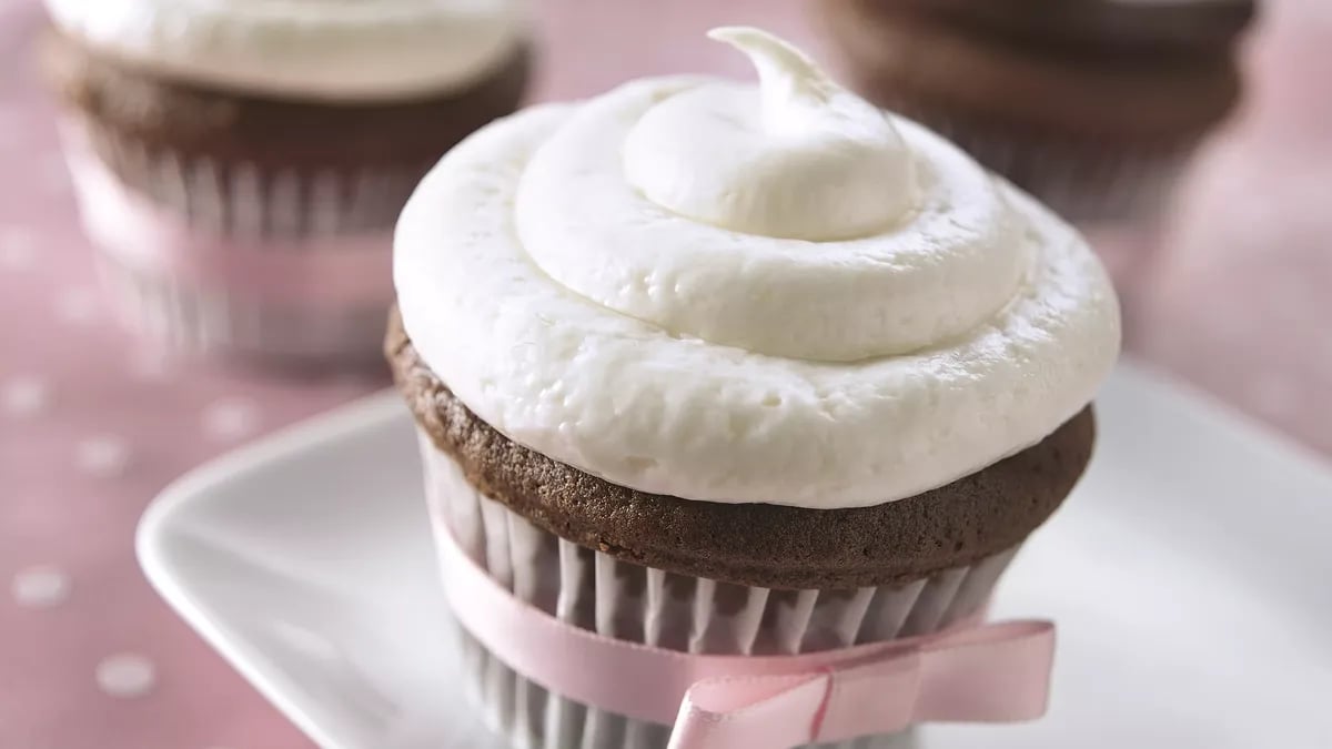 Chocolate Cupcakes with White Truffle Frosting