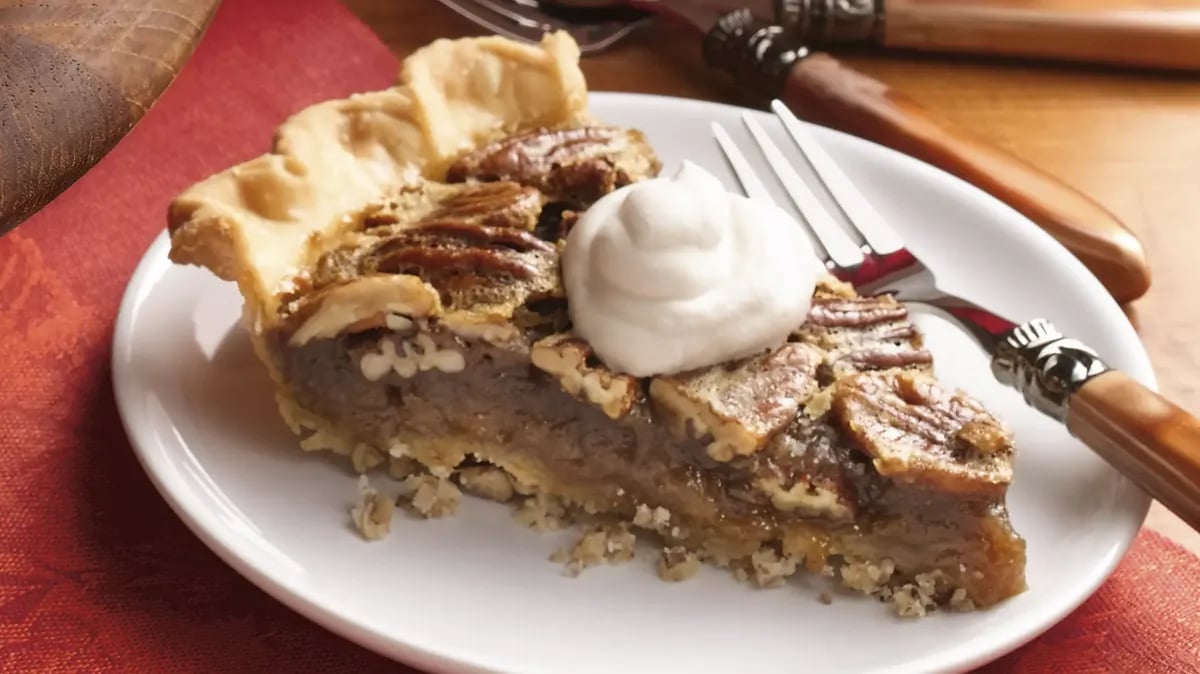 Bourbon Pecan Pie with Pecan Crust