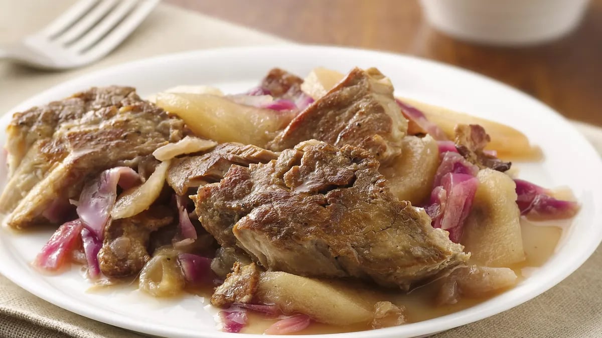 Slow-Cooker German Red Cabbage and Pork Ribs