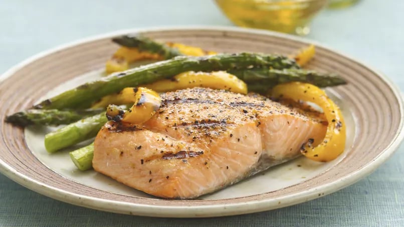 Grilled Salmon with Veggies