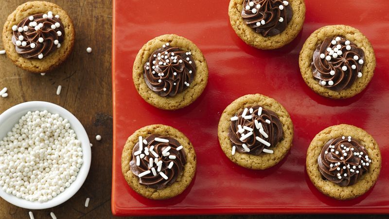 Snickers™ Chocolate Cookie Cups