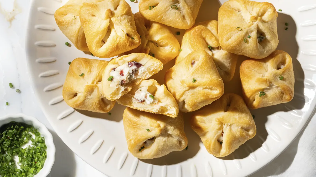 Cranberry-Cream Cheese Crescent Bites