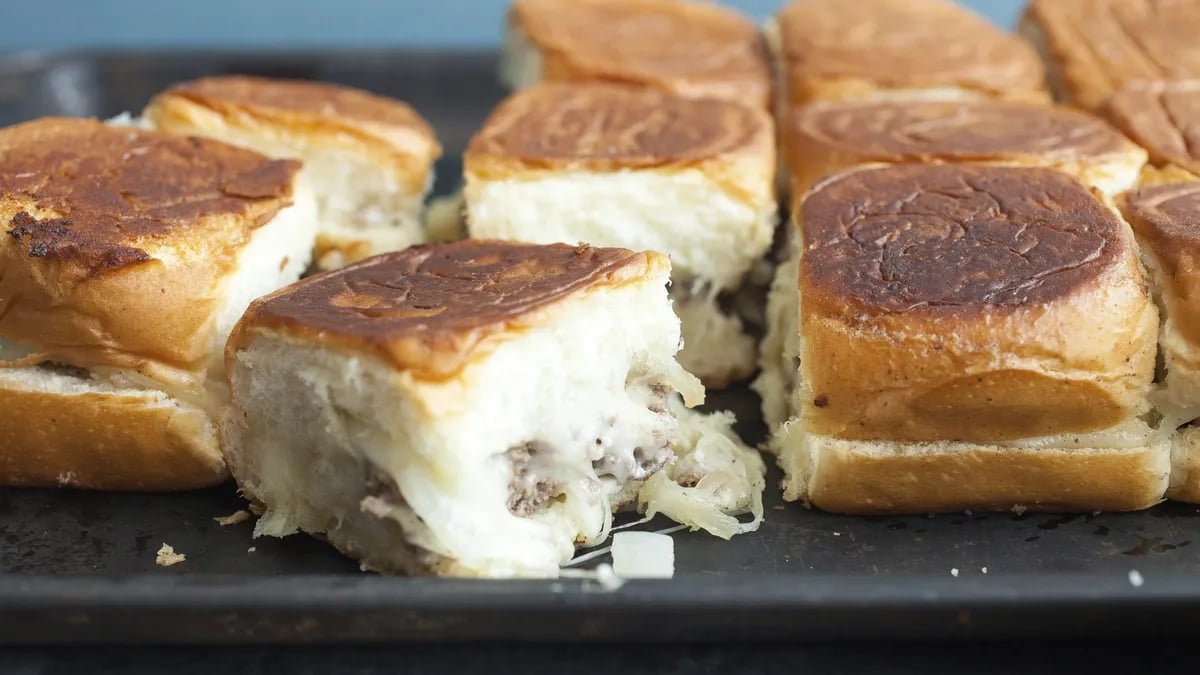 King’s Hawaiian™ Roll Patty Melts