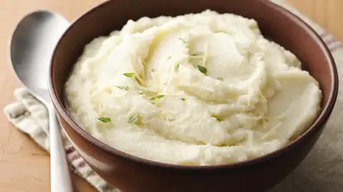 Cheesy Mashed Cauliflower