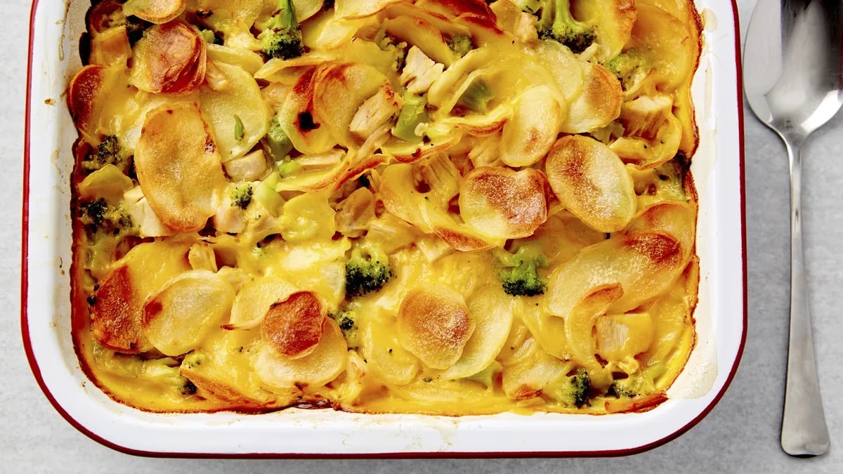 Chicken and Three-Cheese Potato Casserole