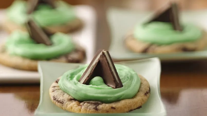 Mint Candy-Filled Cookies