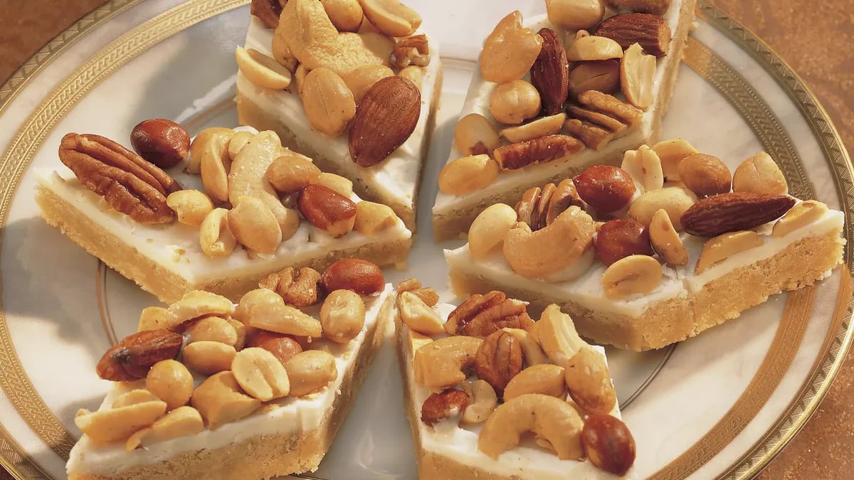 Nutty Noel Bars