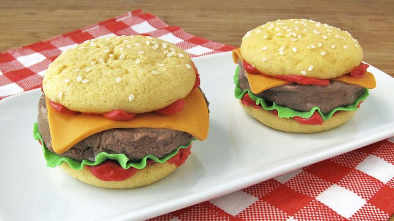 Chilly Cheeseburgers - Ice Cream Sandwich Sliders