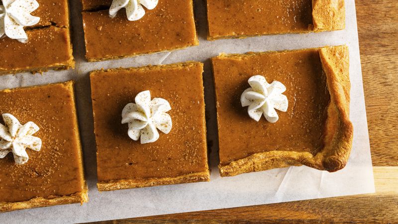 Easy Pumpkin Pie Bars Recipe - Pillsbury.com