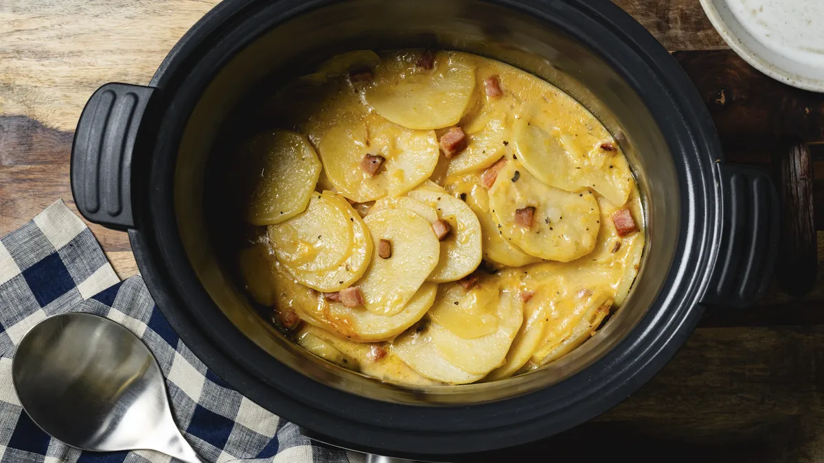 Best slow cooker settings and equipment tips