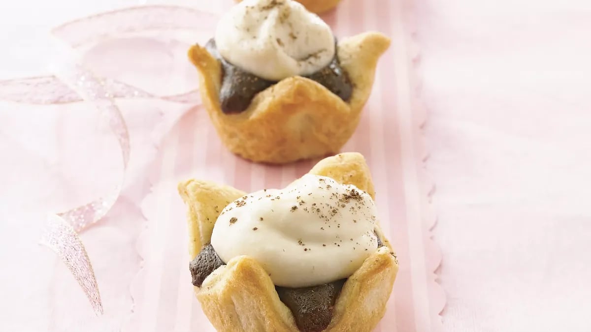 Crescent Macadamia Truffle Cups