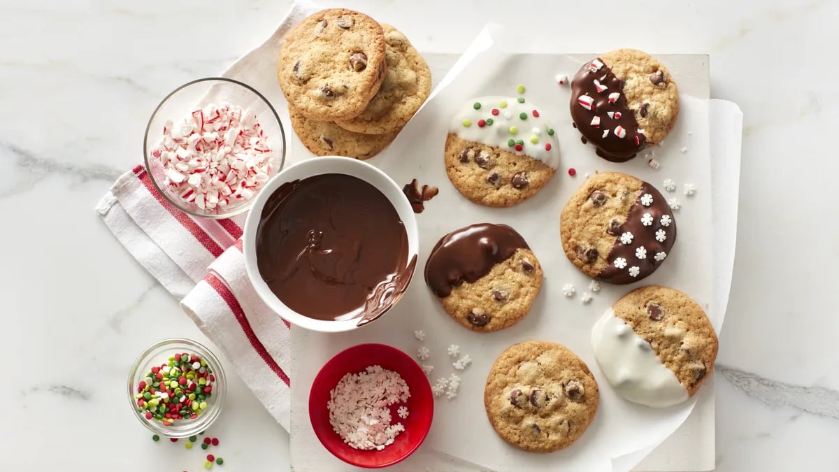 Chocolate Chip Christmas Cookies