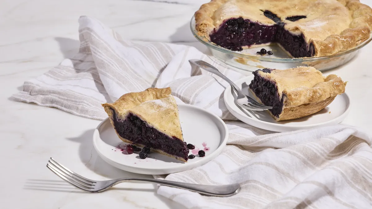 Classic Blueberry Pie