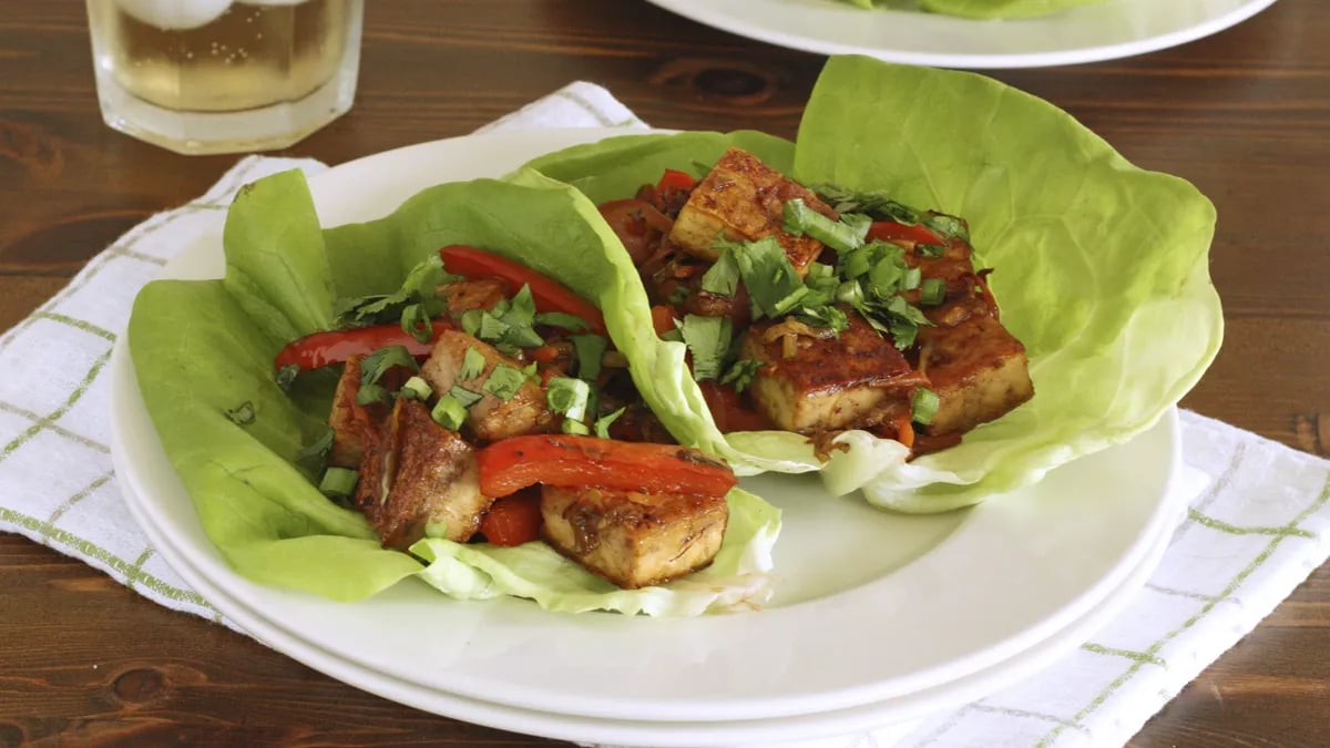 Spicy Tofu Lettuce Wraps