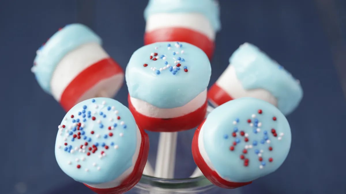 4th of July Marshmallow Pops