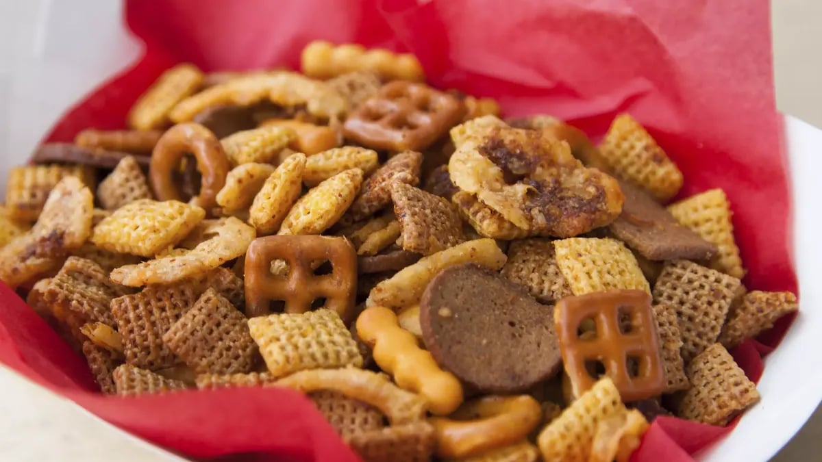 Bacon Blooming Onion Chex Mix®