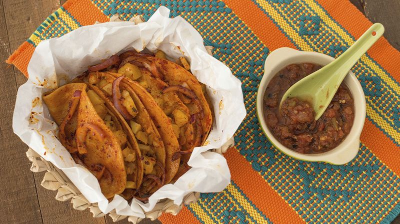 Tacos de Canasta