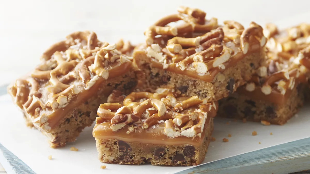 Butter Pecan Pretzel Bars