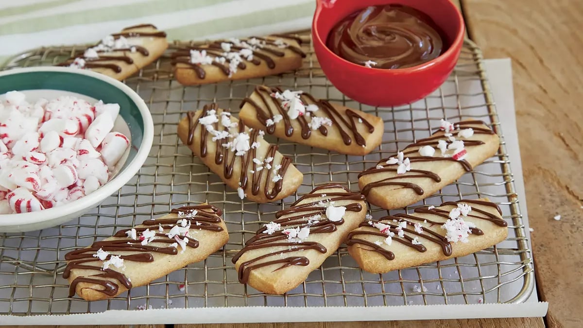 Chocolate Peppermint Cookie Bars