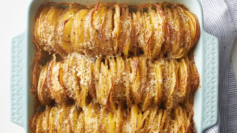 Rosemary-Garlic Hasselback Potatoes Recipe 