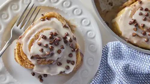 Snoopy Chocolate Chip Ultimate Cinnamon Rolls