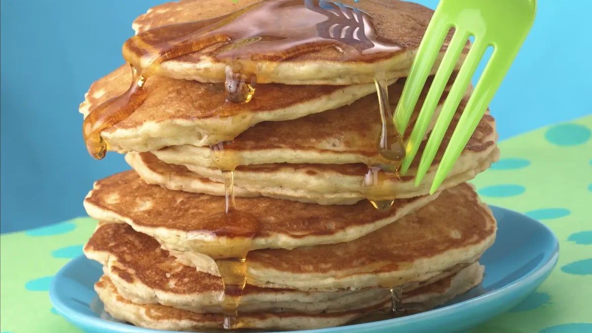 Apple-Cinnamon Pancakes