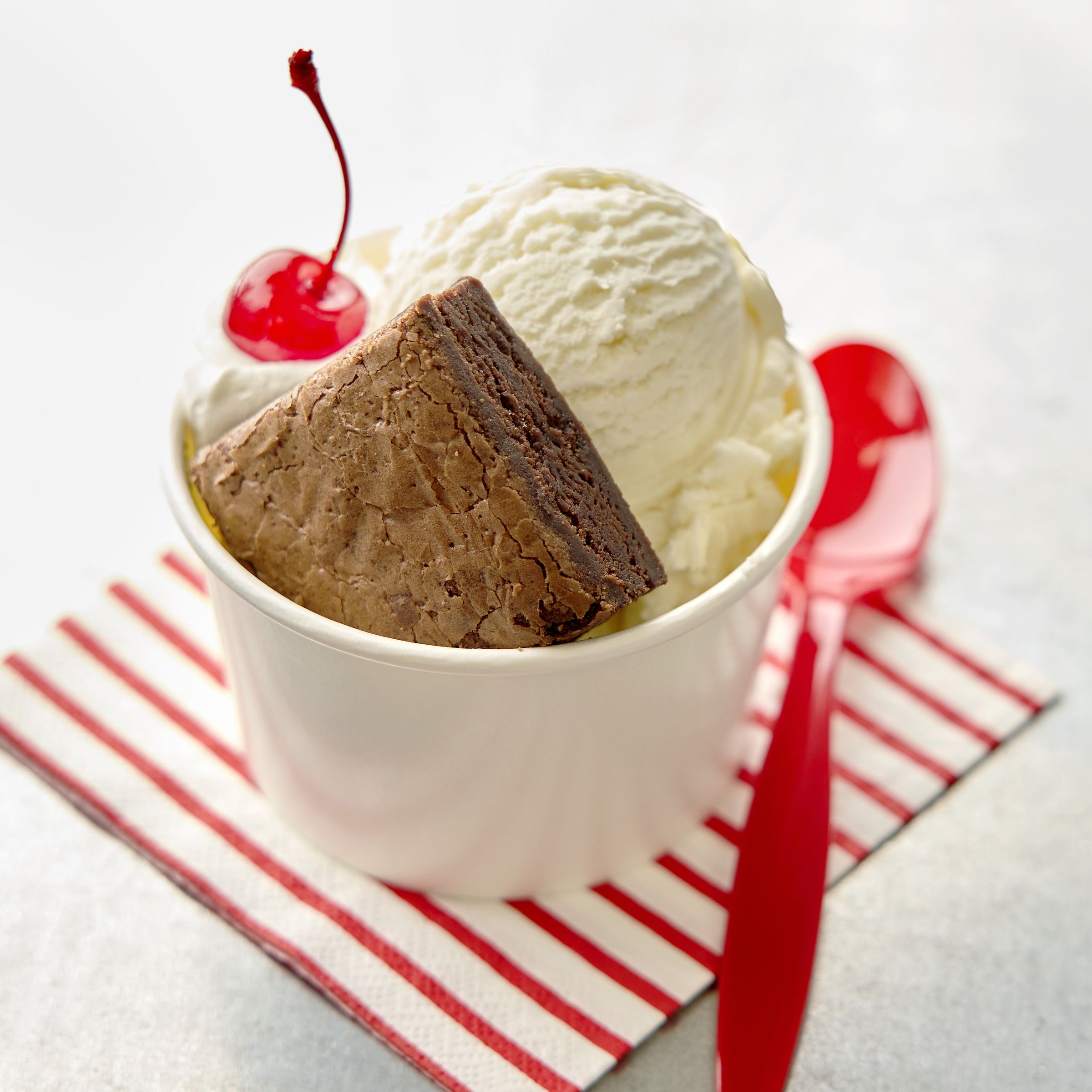  Styled Pillsbury Frozen Baked Dessert Tray Chocolate Brownie Full Sheet Sliced 2x2 in 3/152 OZ