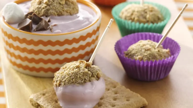 S'more Yogurt Dipping Pops