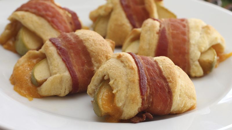 Bacon-Wrapped Apple-Cheddar Rolls