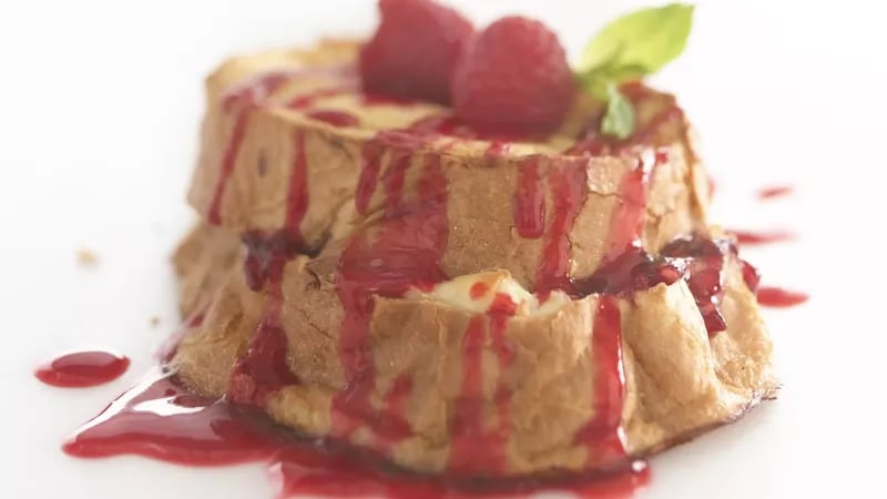 Skinny Raspberry French Toast Bake