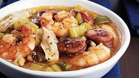 How to Make the Best Gumbo Soup Recipe - Good Life Xplorers