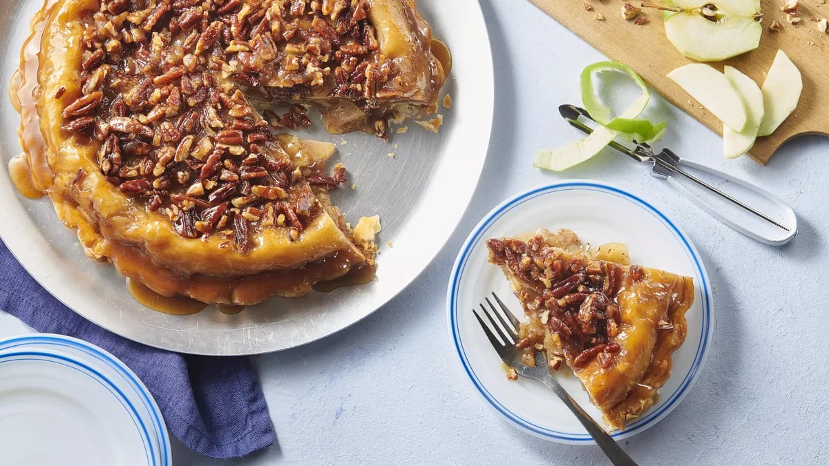 Apple Upside-Down Pie