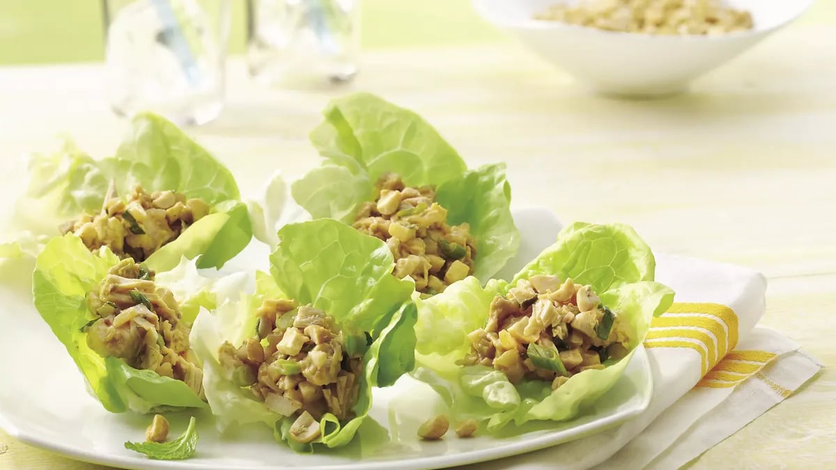 Asian Chicken Salad Lettuce Cups