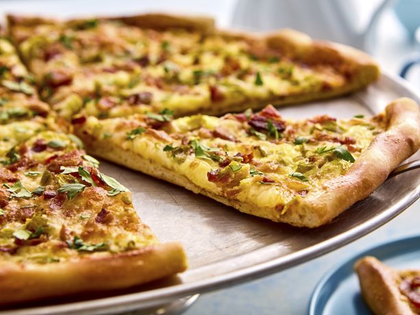 Ranchero Breakfast Pizza