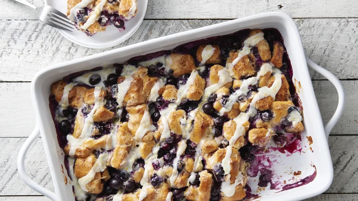 Blueberry-Lemon Cinnamon Roll Breakfast Bake