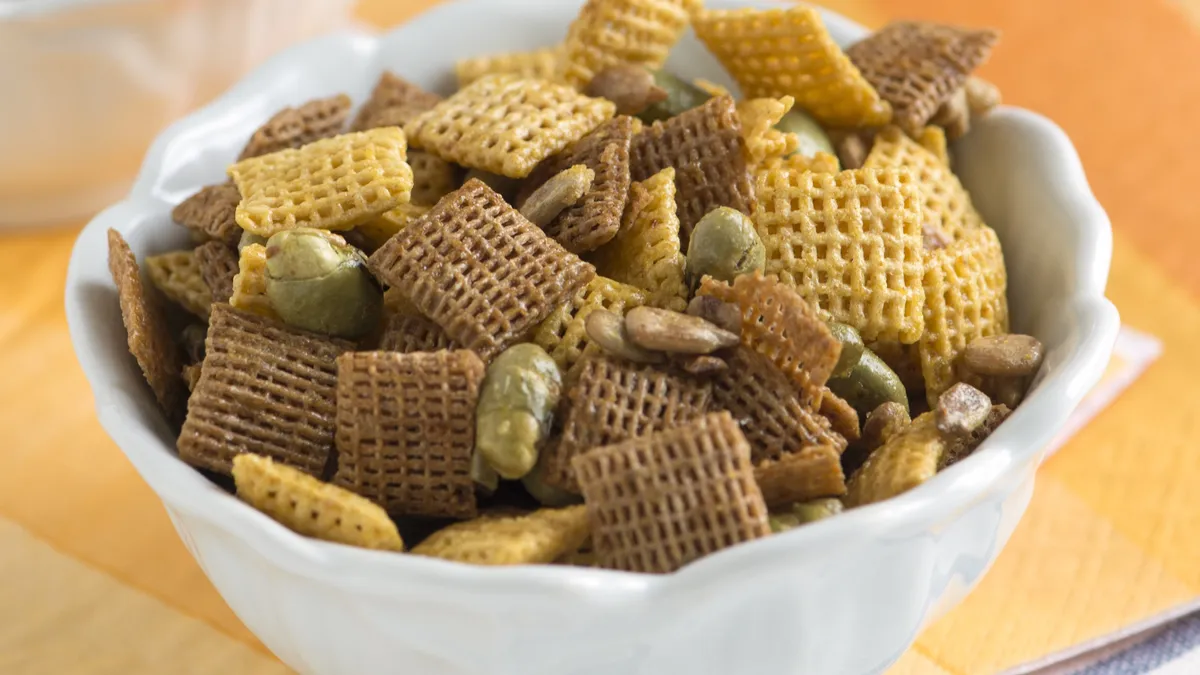 Sunny Sunflower Chex Mix