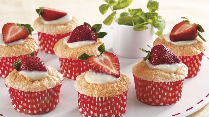 Vanilla Stuffed Strawberry Cupcakes