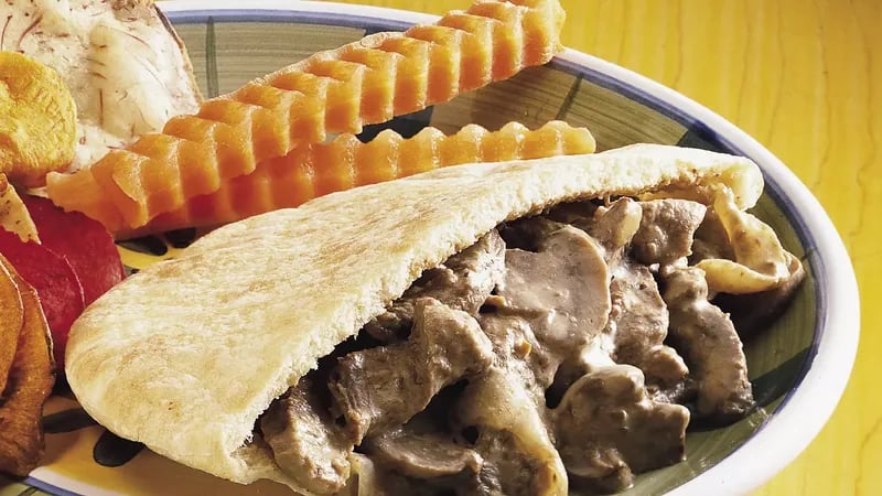 Creamy Beef Pitas