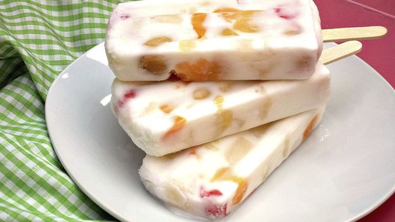 Horchata and Fruit Popsicles