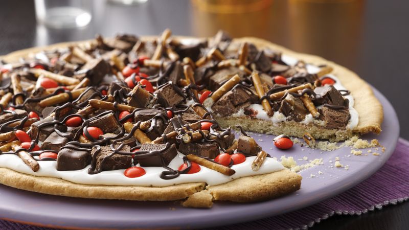 Halloween Candy Cookie Pizza 