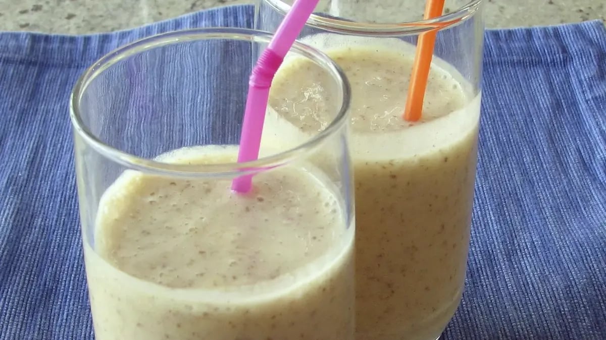 Gluten-Free Boosted Yogurt Fruit Smoothie