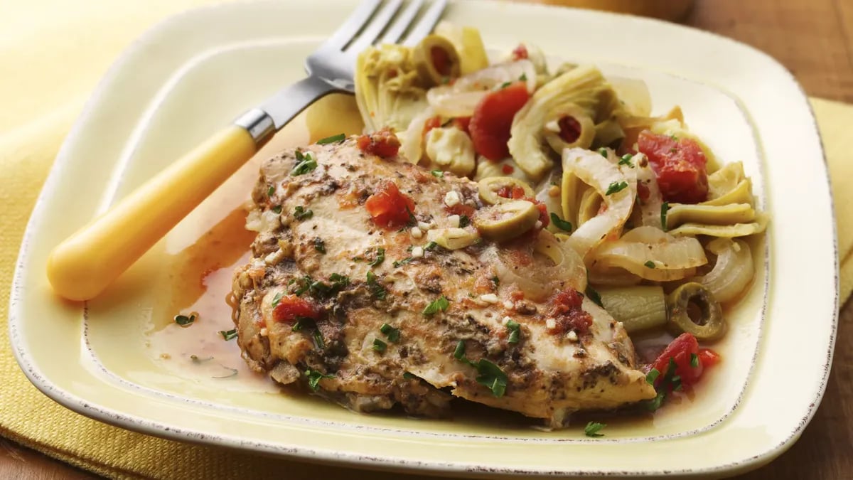 Slow-Cooker Chicken with Tomatoes and Artichokes