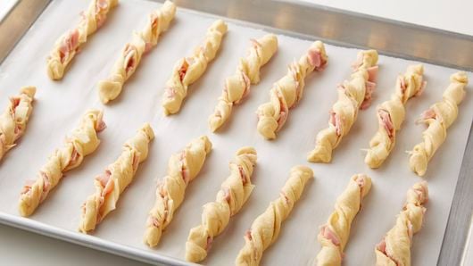 Ham and Swiss Puff Pastry Twists - Ham and Swiss Holiday Pastry