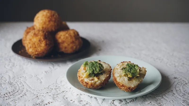 Cheesy Broccoli Arancini