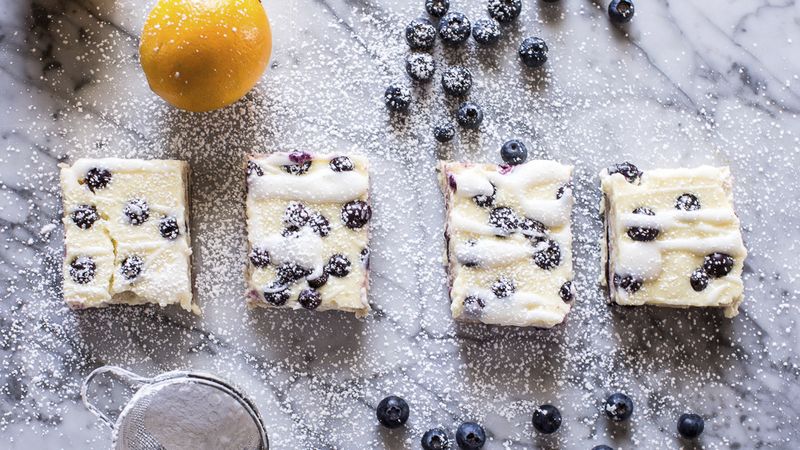 Blueberry-Lemon Cheesecake Toaster Strudel™ Bars