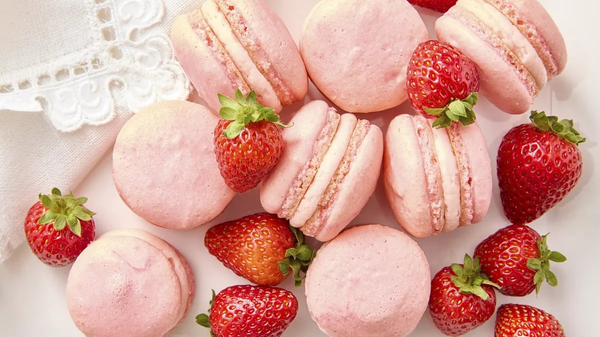 Strawberry French Macarons