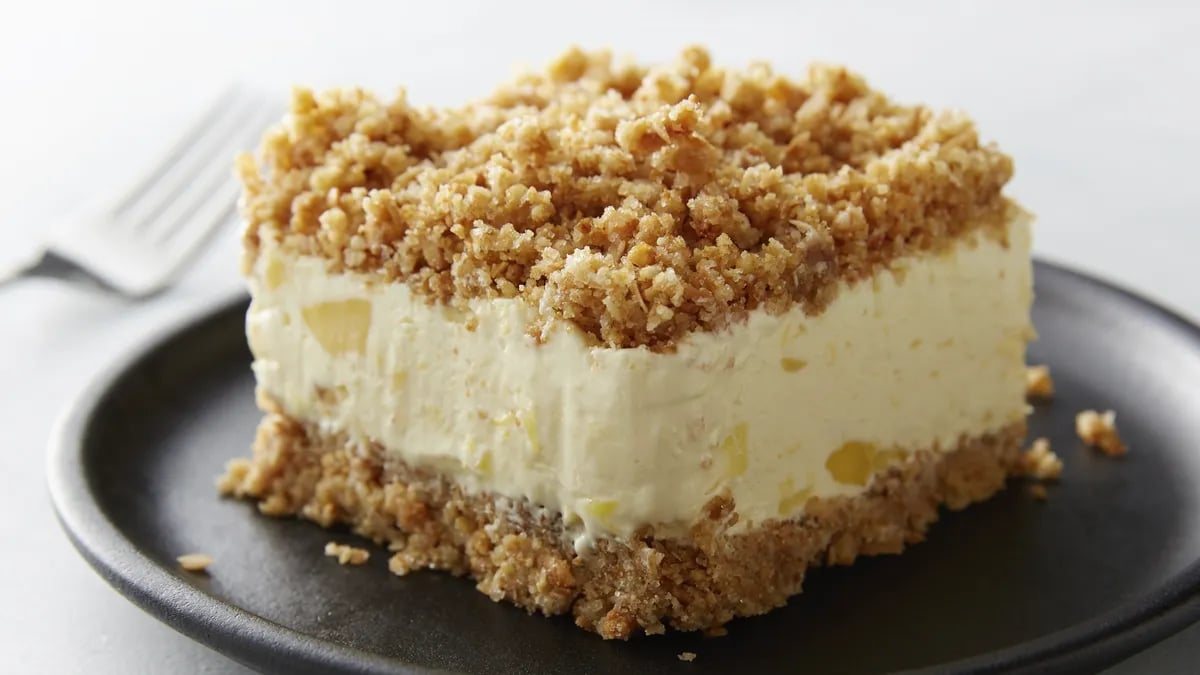 Pina Colada Crunch Cake