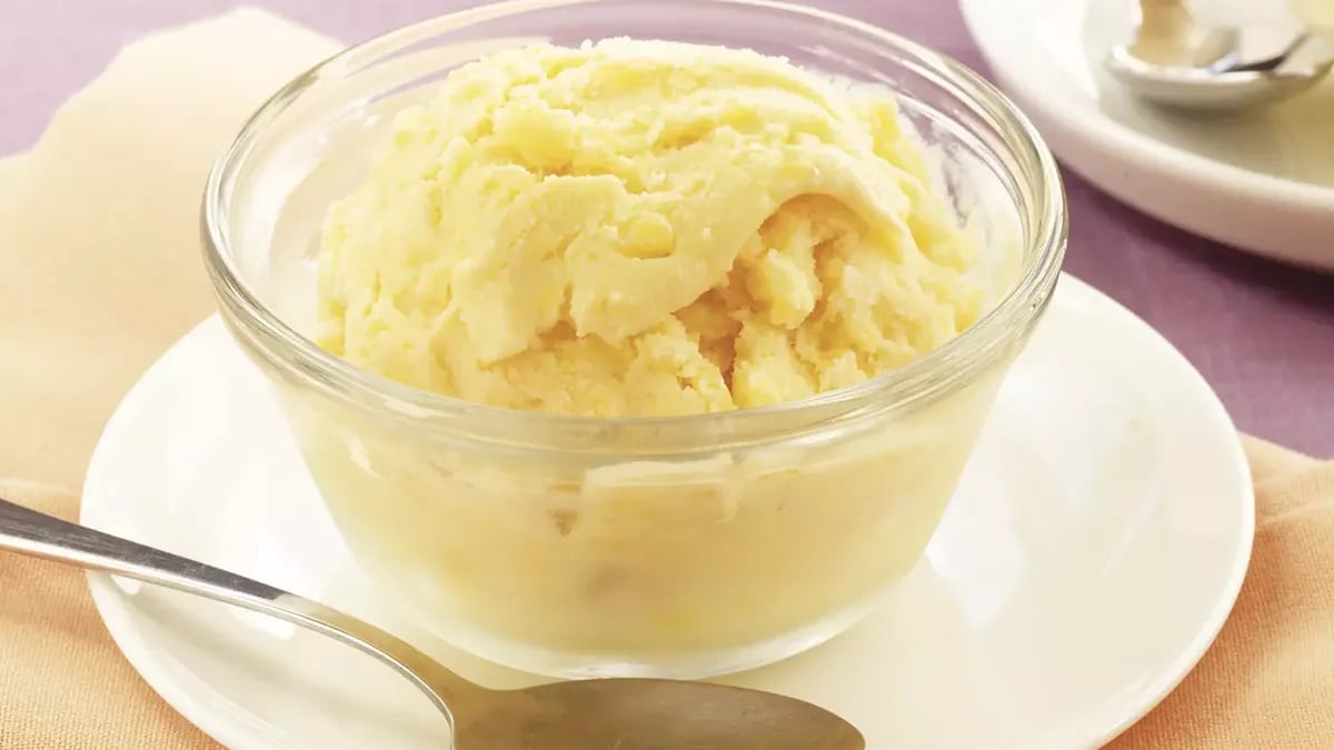 Ginger Peach Ice Cream