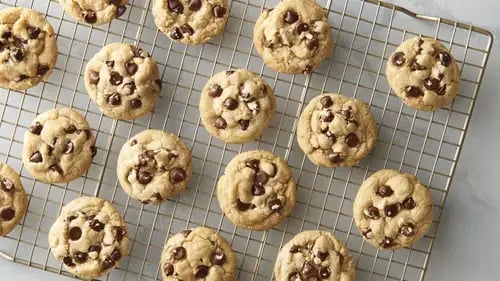 Vegan Chocolate Chip Cookies