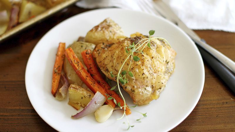 One-Pan Crispy Chicken Thighs with Roasted Vegetables